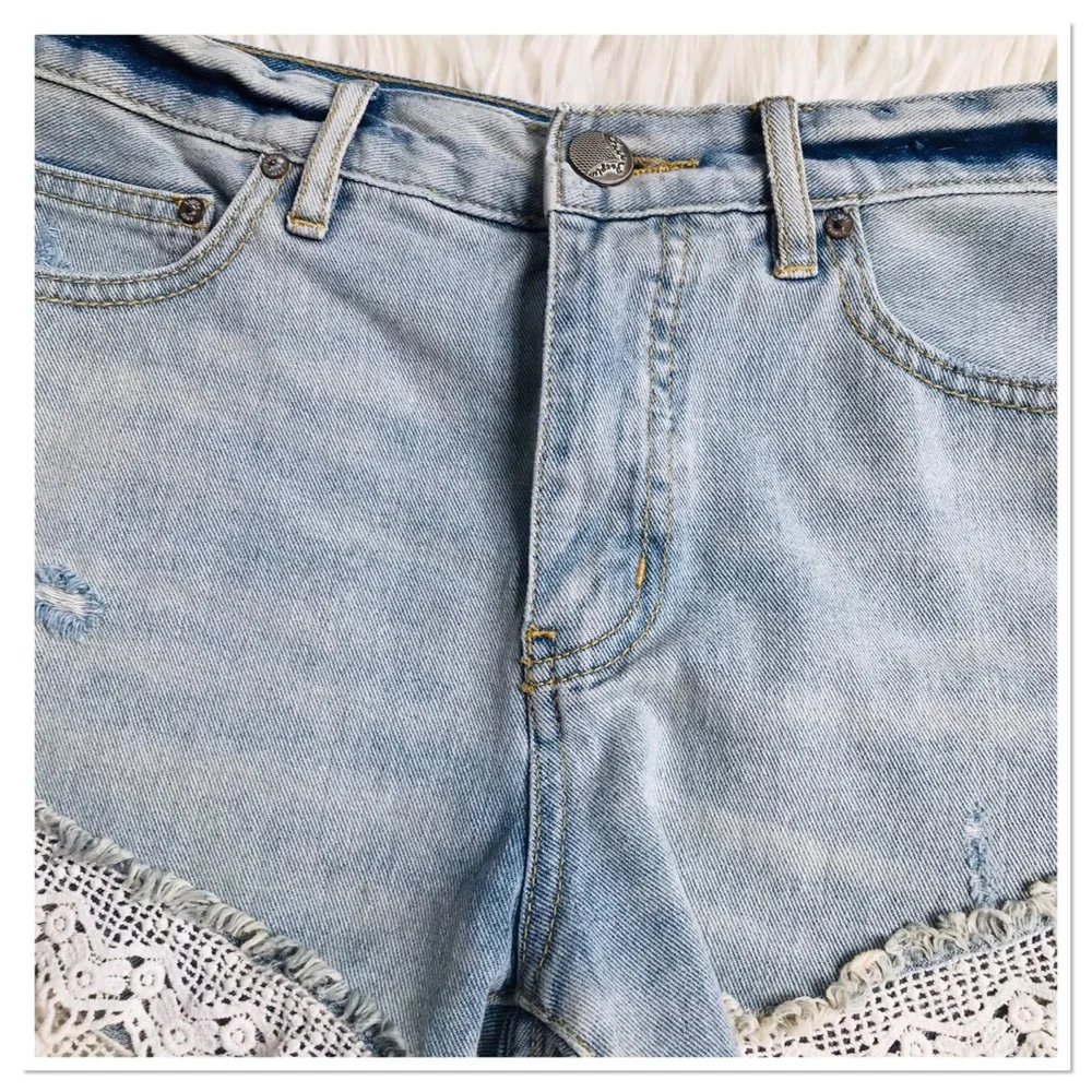 Free People Crochet Lace Hem Jean Shorts  Blue Size 26